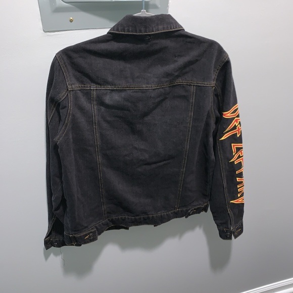 Def Leopard Jean Jacket - Picture 2 of 2